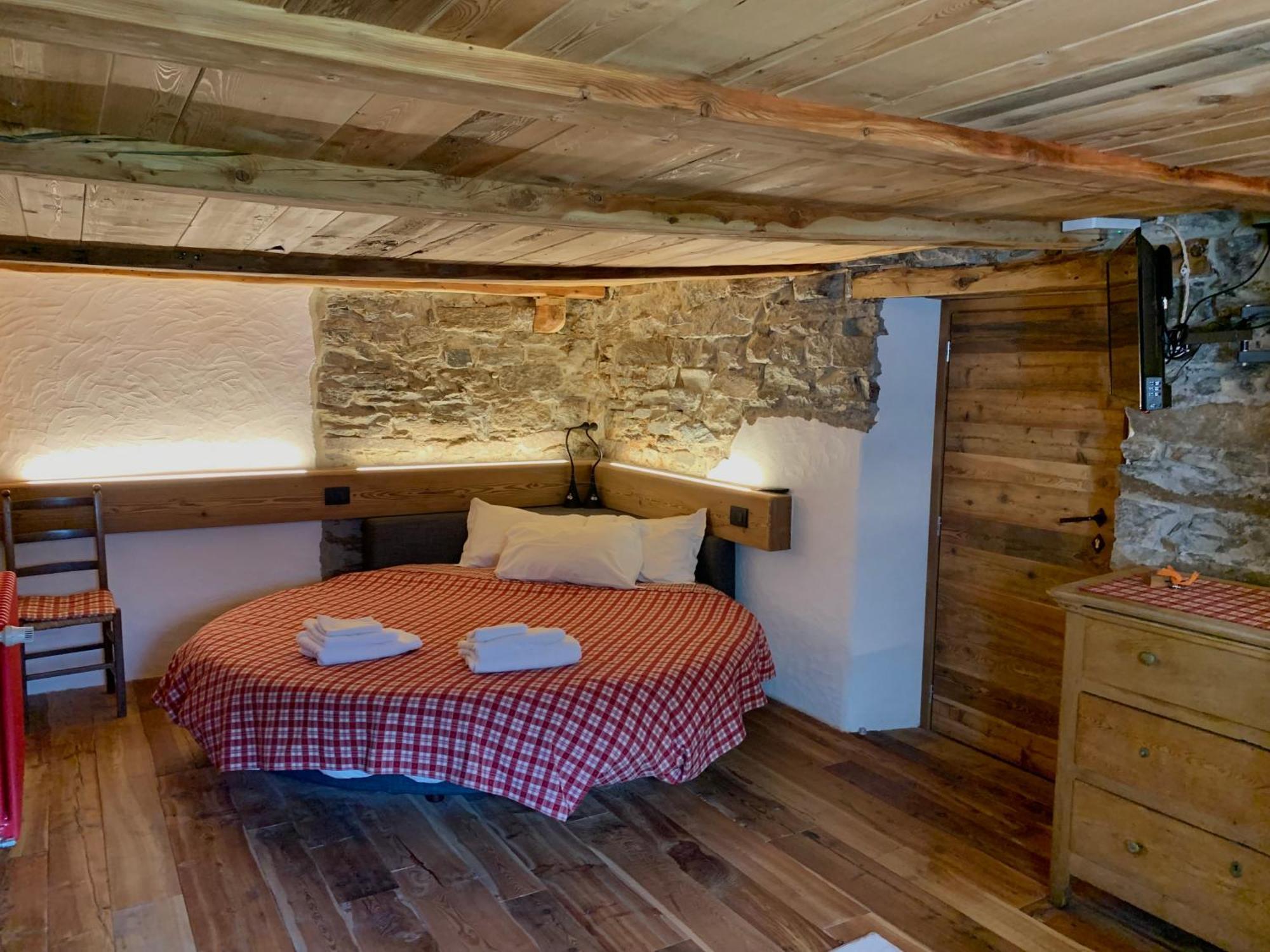 Chalet Del Lago Черезоле-Реале Екстер'єр фото