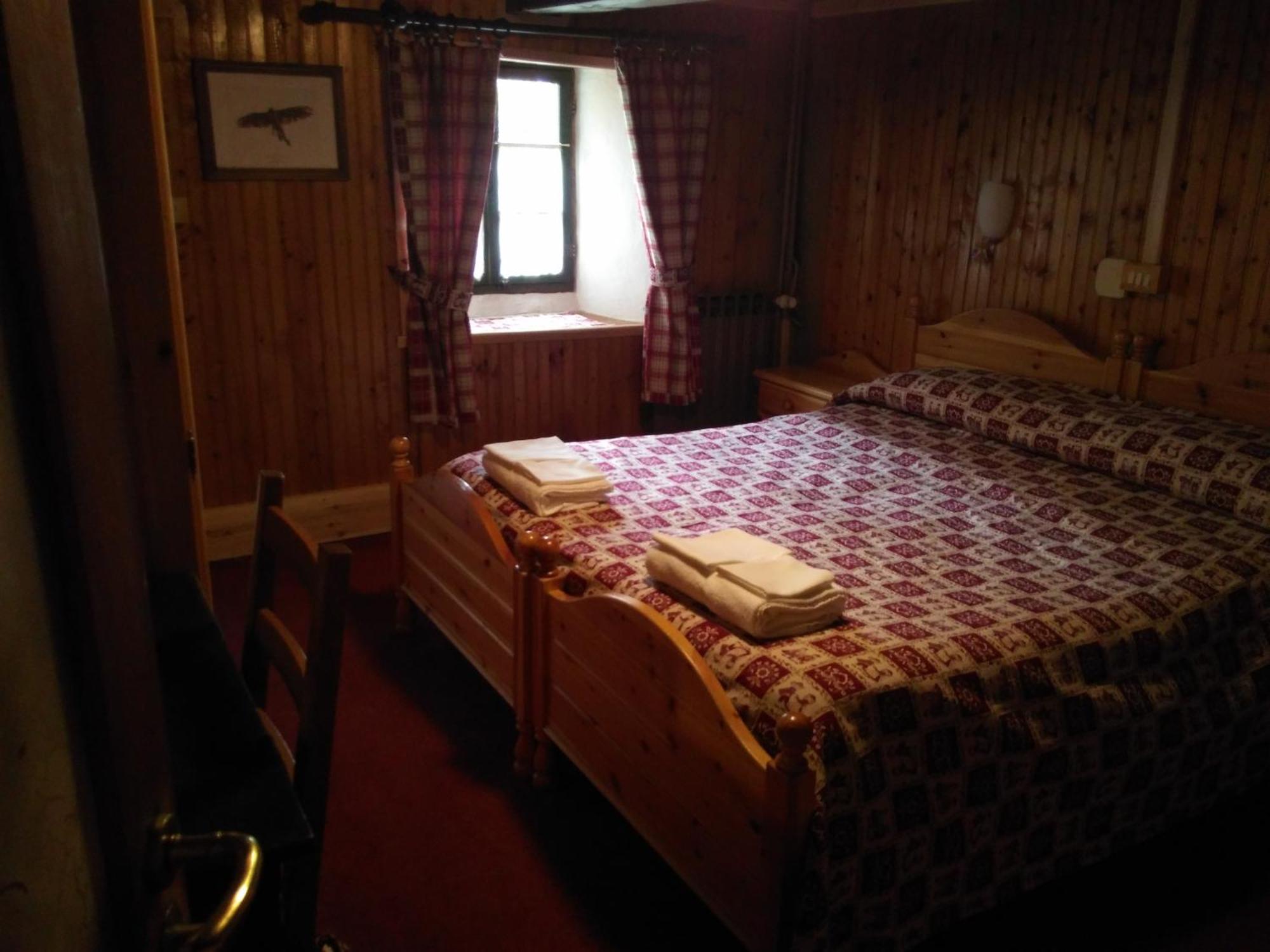 Chalet Del Lago Черезоле-Реале Номер фото